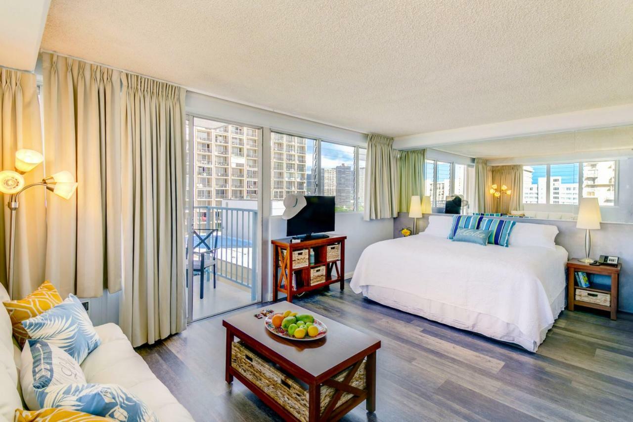 Beautiful Studio In The Heart Of Vibrant Waikiki Гонолулу Екстер'єр фото