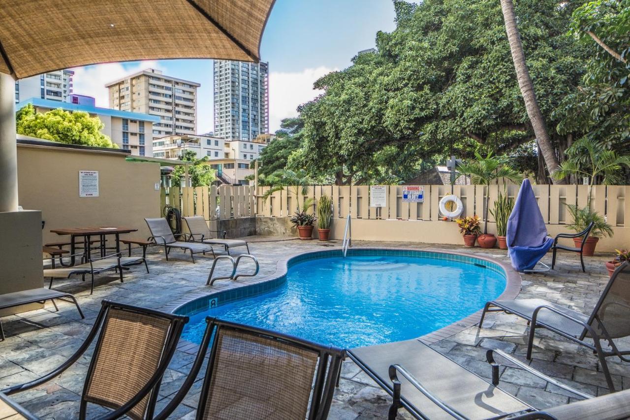 Beautiful Studio In The Heart Of Vibrant Waikiki Гонолулу Екстер'єр фото